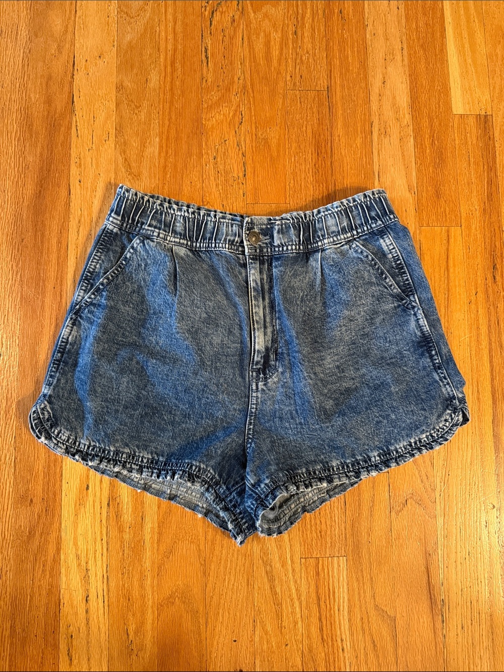 American Eagle Vintage Wash Denim Shorts